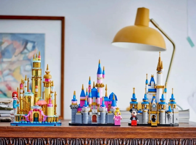 Lego Disney Malý zámok Šípkovej Ruženky