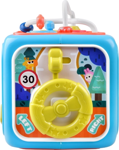 Triedič tvarov, hodiny a volant