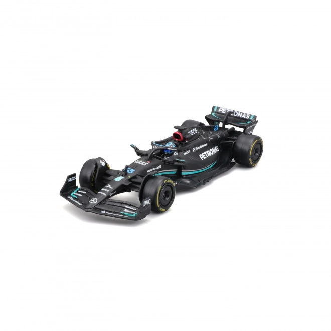 Model Mercedes-AMG F1 W14 E Performance 2023 s Georgom Russellom