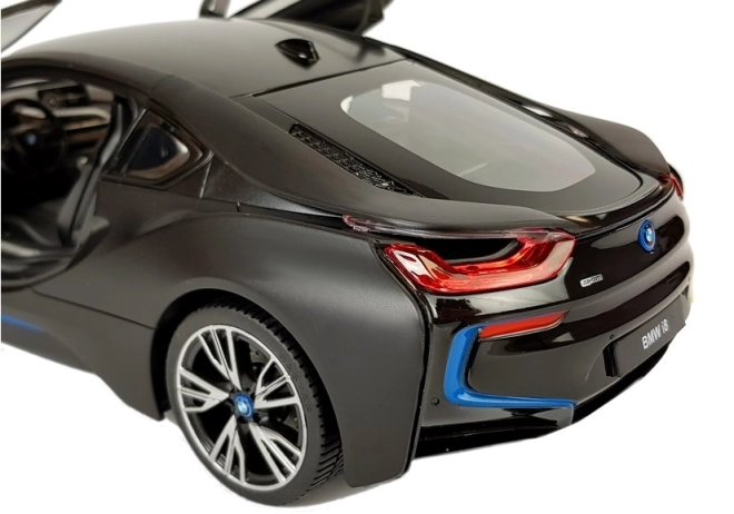 Licencovaný dizajn BMW i8 so svetlami