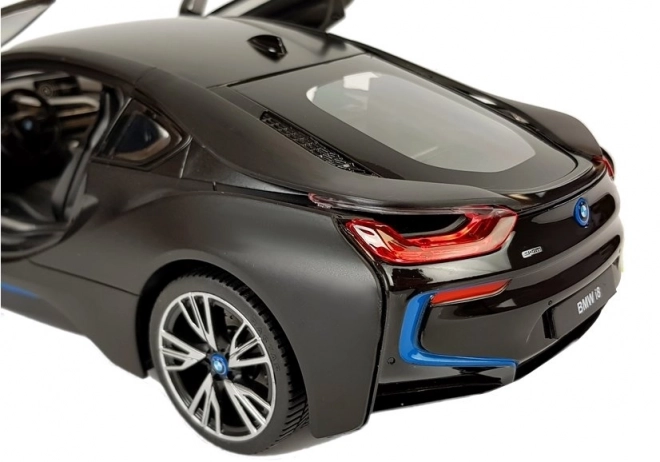 Auto R/C BMW i8 Rastar 1:14 čierne automatické dvere