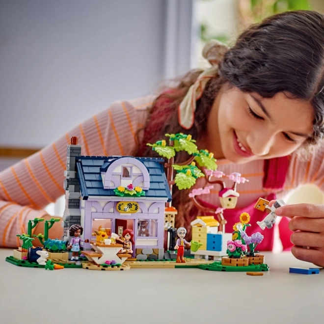 Lego Friends Dom včelárov a kvetinová záhrada