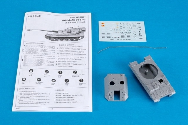 Plastikový model samohybného dela British AS-90 SPG