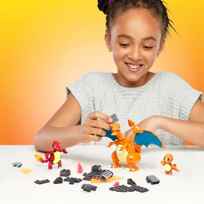 Stavebná sada Mega Construx Pokémon Evolúcia Charmandera