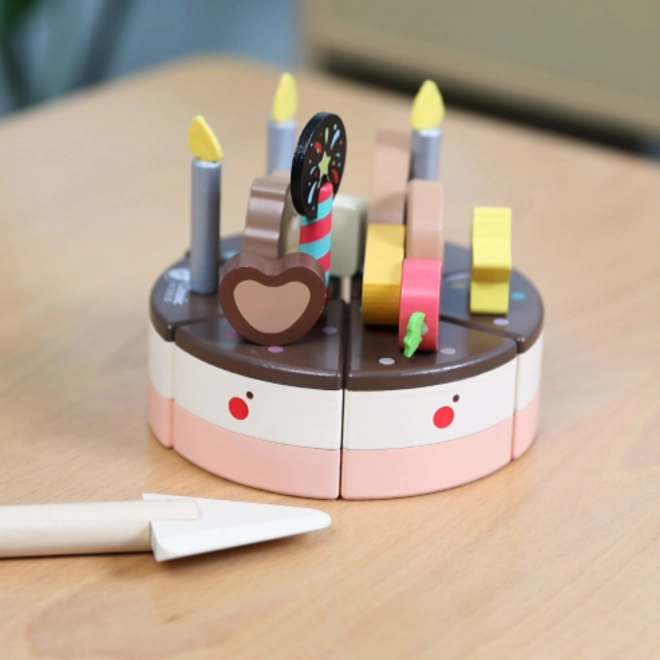 Drevená narodeninová torta na krájanie 19 ks
