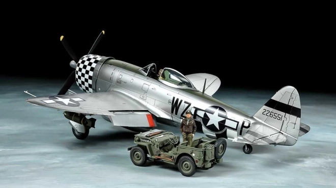 Model lietadla P-47D Thunderbolt Bubbletop s vozidlom 1/4-Ton 4x4