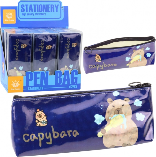 Granátové púzdro s kapybarou čistiacou si zuby