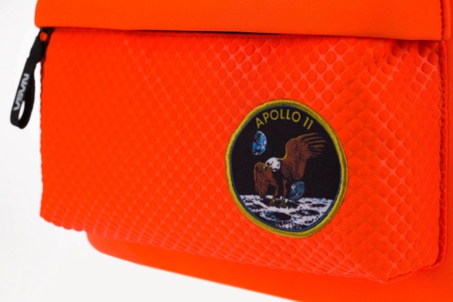 Oranžový batoh s logom NASA