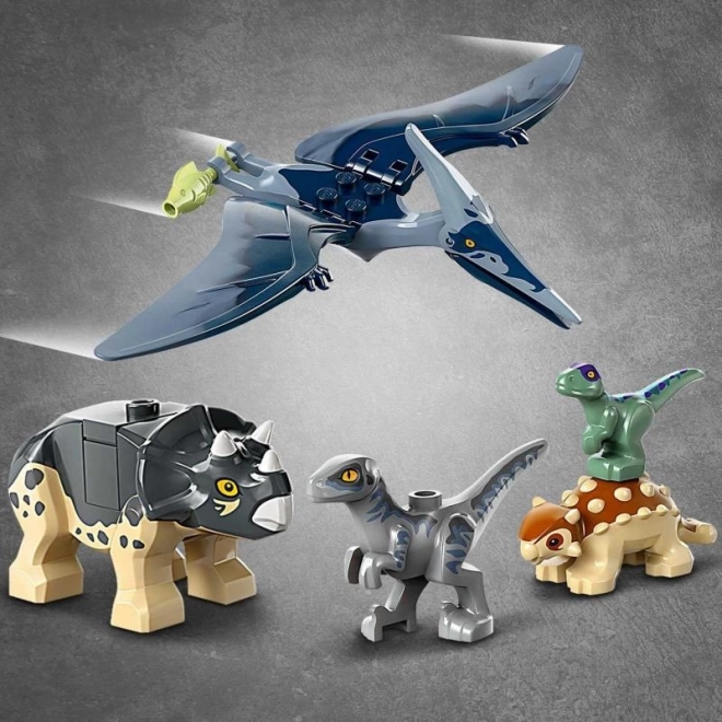 LEGO Jurassic World Záchranárske stredisko pre dinosaurov mláďatá