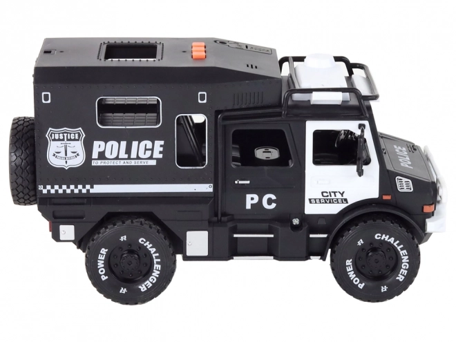 Policajné terénne auto 1:14