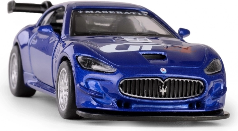 Realistické detaily a gumové pneumatiky