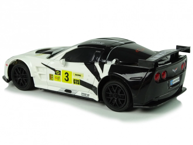 Závodné auto R/C 1:24 Corvette C6.R biele 2.4G s osvetlením