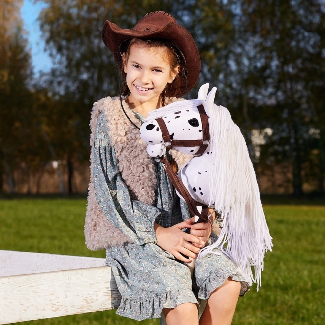 Koník na tyči Hobby Horse z kolekcie HOPPIHORSE Sport Edition v farbe bieleho leoparda