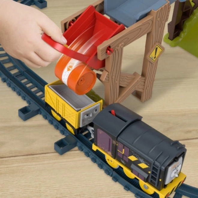 Základňa Diesel na stavbe s Tomášom a priateľmi
