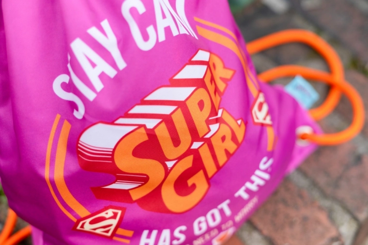 Motivačný dizajn Super Girl
