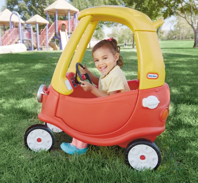 Jeździk Cozy Coupe s novými očami