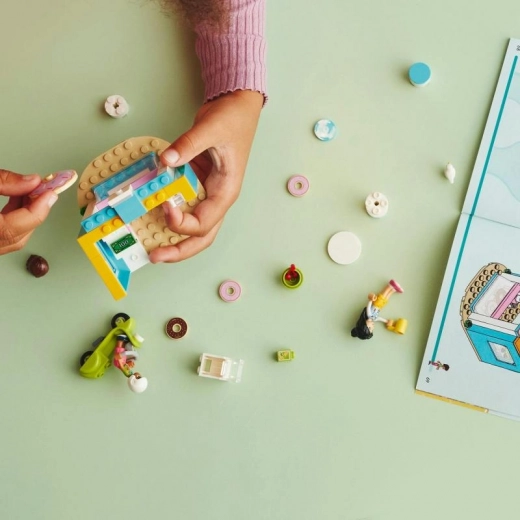 Ľahké prvé stavanie so štartovacou kockou