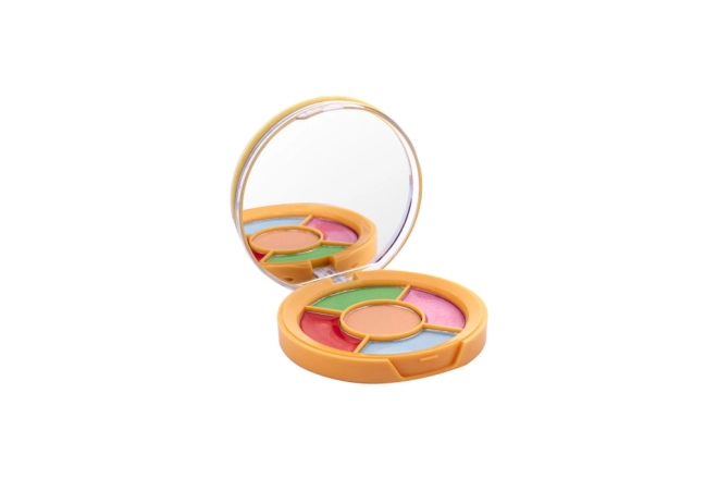 Lesk na pery a make-up v jednom sete