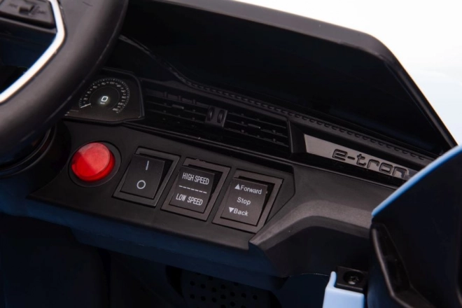 Auto na akumulátor Audi E-Tron modré