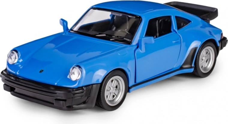 Otváracie dvere a prepracovaný interiér