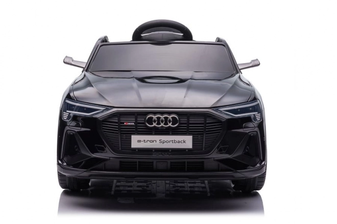 Auto na akumulátor Audi E-Tron čierne