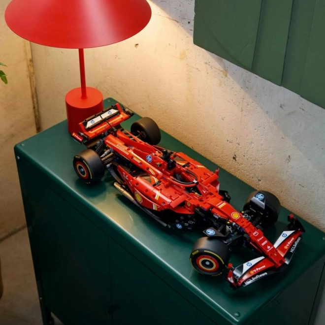 LEGO Technic Ferrari SF-24 F1 pre dospelých