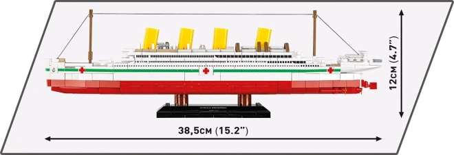 Model zaoceánskeho parníka H.M.H.S. Britannic v mierke 1:700