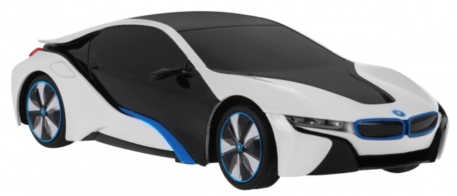 BMW i8 biele z Rastar - zmenšený model 1:24 na diaľkové ovládanie