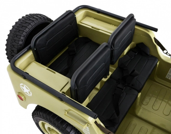 Retro vojenské auto pre deti so 4x4 pohonom, miestom pre 3 a EVA kolesá