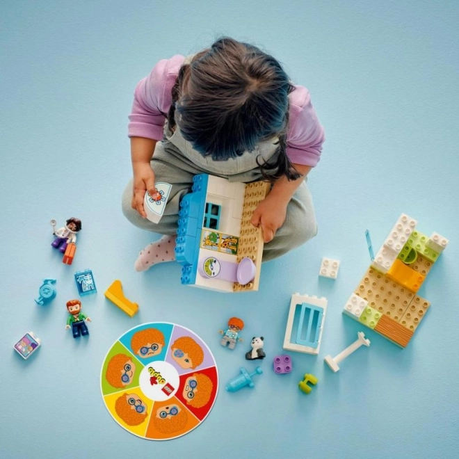 Lego Duplo Prvé stretnutie: Návšteva u lekára