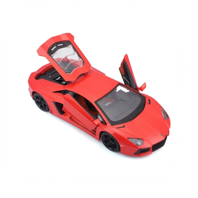 Kovový model Lamborghini Aventador Coupé 1:24