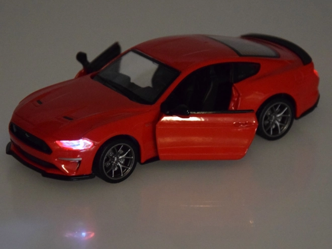 Kovový auto model Ford Mustang GT 2018