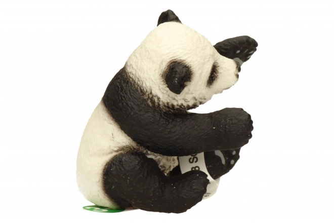 Malá panda hrajúca sa Schleich