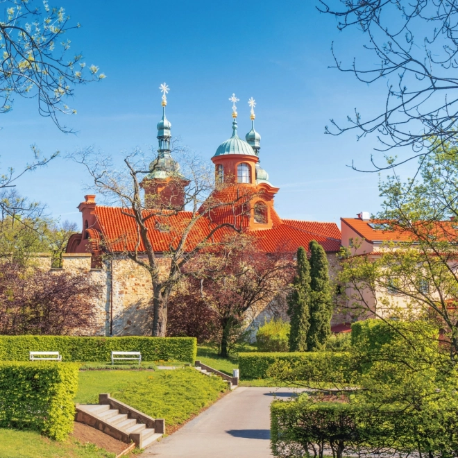 Poznámkový kalendár Praha 2026