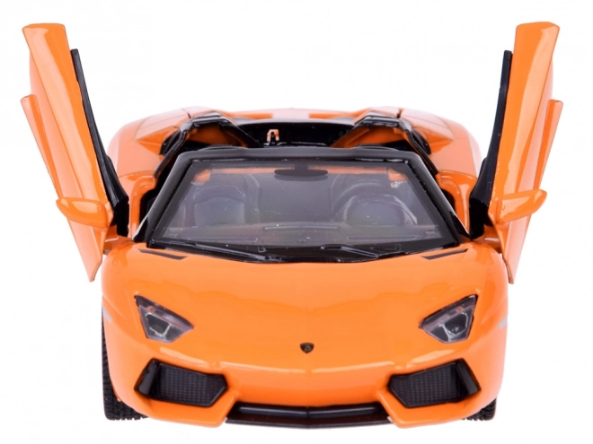 Kovový model Lamborghini Aventador Roadster 1:32