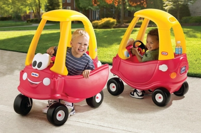 Červené autíčko Cozy Coupe