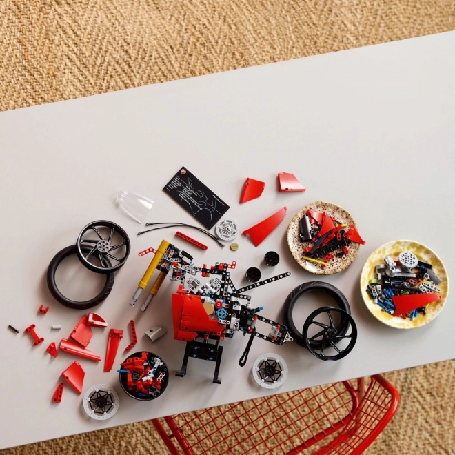 Kocky LEGO Technic Motocykel Ducati Panigale V4 S