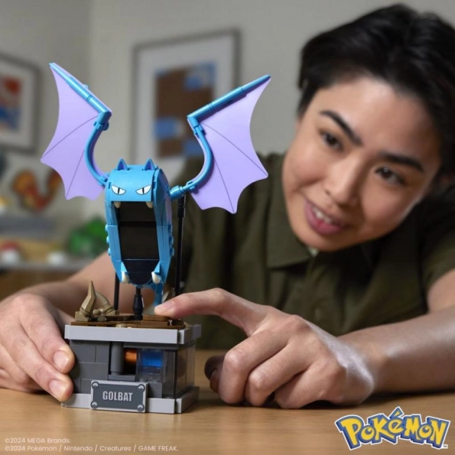 Mega Pokémon Golbat s pohybom