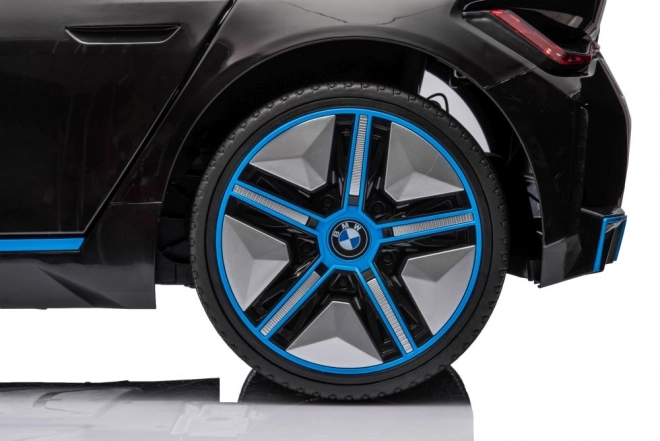 Elektrické autíčko BMW i4 4x4 čierne
