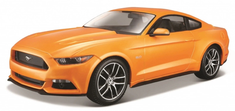 Zberateľský model Ford Mustang GT 2015 v oranžovej farbe 1:24
