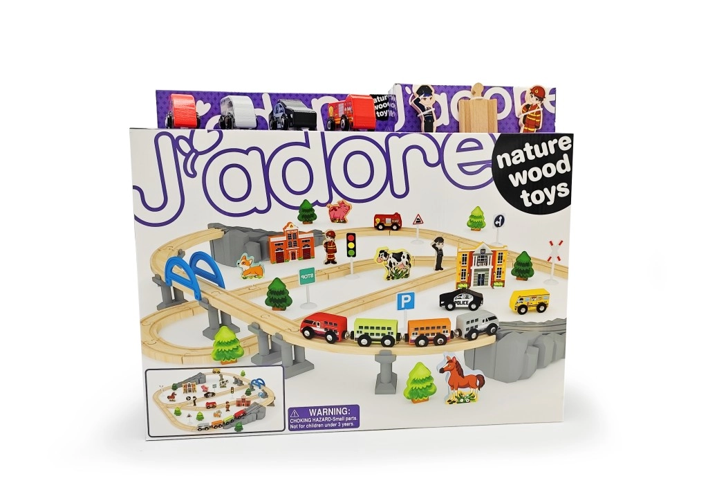 Drevená vláčkodráha s mostom a doplnkami