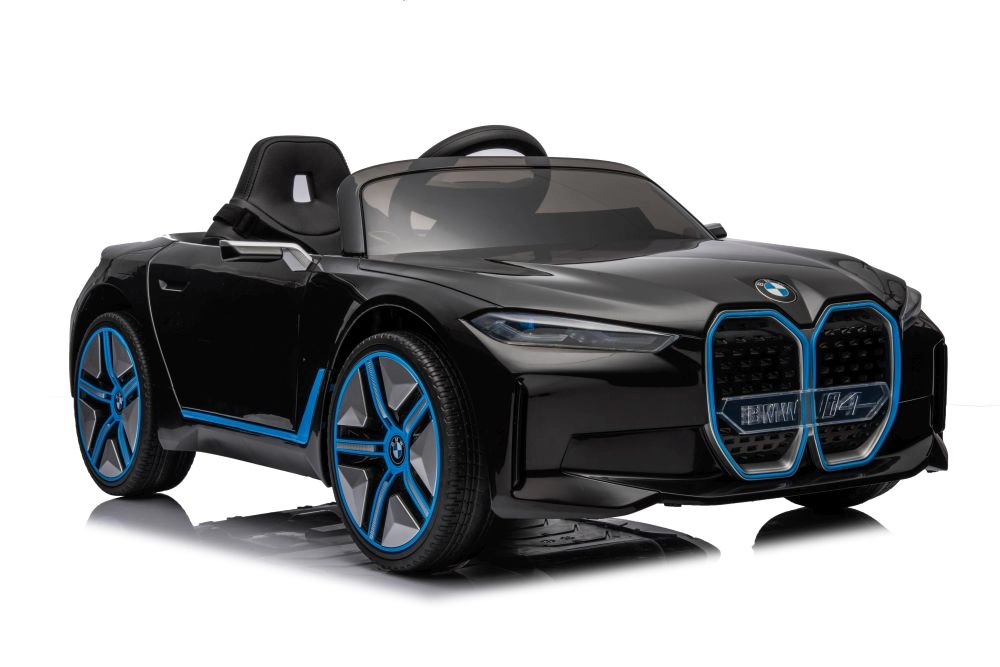 Elektrické autíčko BMW i4 4x4 čierne