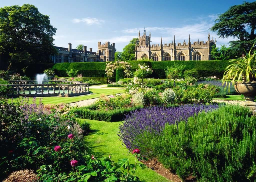 RAVENSBURGER Kúzelné záhrady Kráľovské záhrady hrad Sudeley Anglicko 1000 dielov