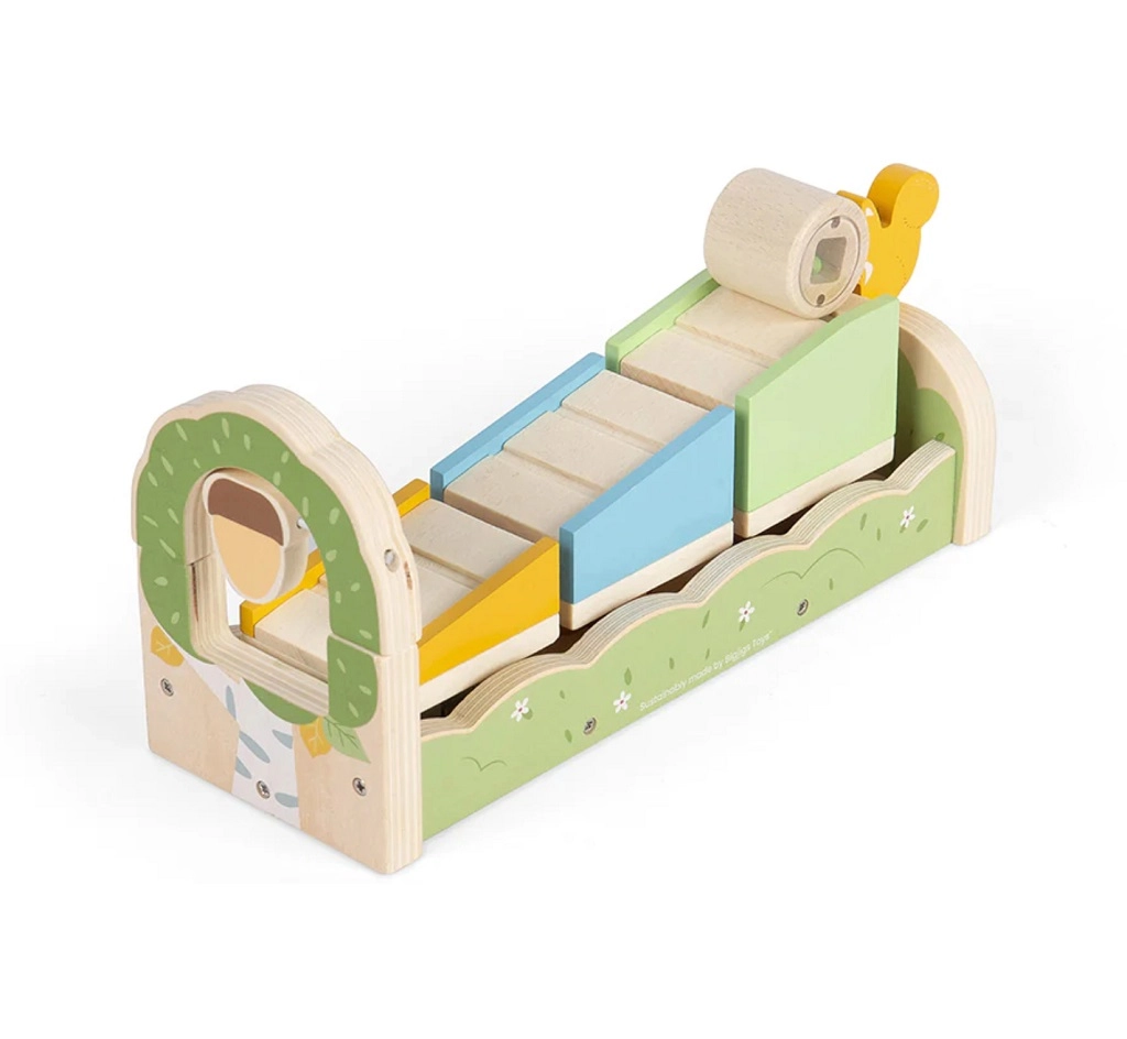E-shop Bigjigs Toys motorická rampa s veveričkou