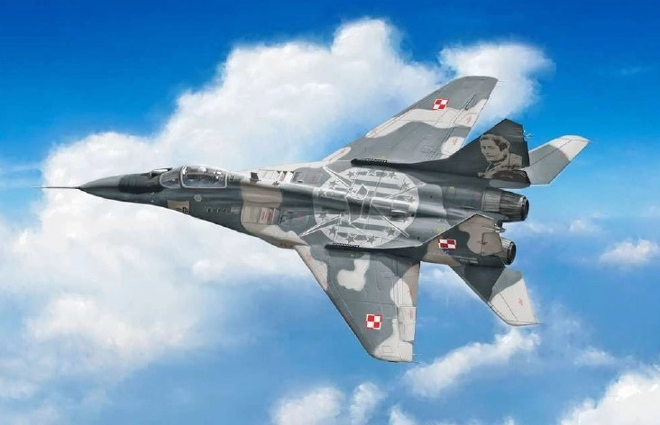 Italeri Model Kit letadlo 1377 MIG29 FULCRUM 1:72