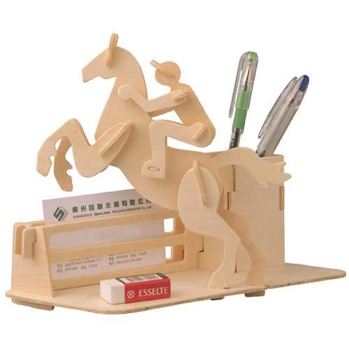 E-shop Woodcraft Drevený 3D puzzle Stojan na ceruzky Dostihy