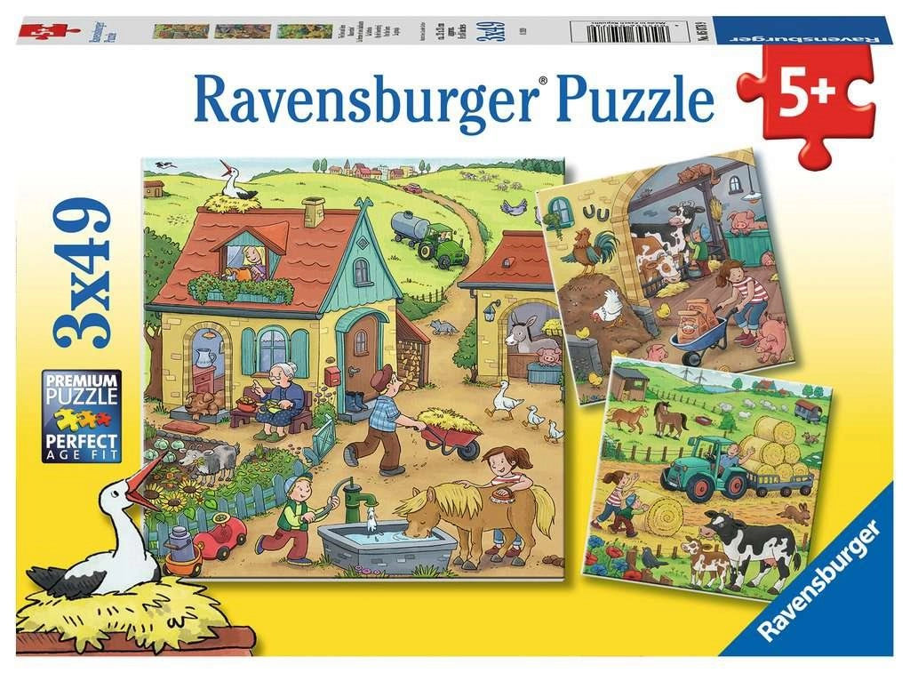 RAVENSBURGER Puzzle Na farme 3x49 dielikov