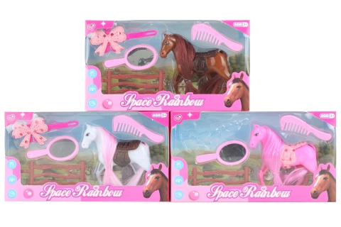 Česací koník s doplnkami pre deti