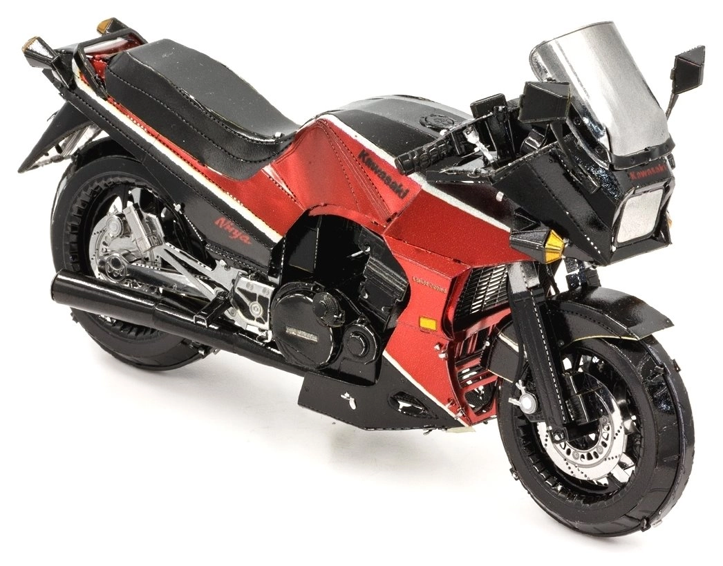 E-shop METAL EARTH 3D puzzle Kawasaki Ninja GPz900R (ICONX)