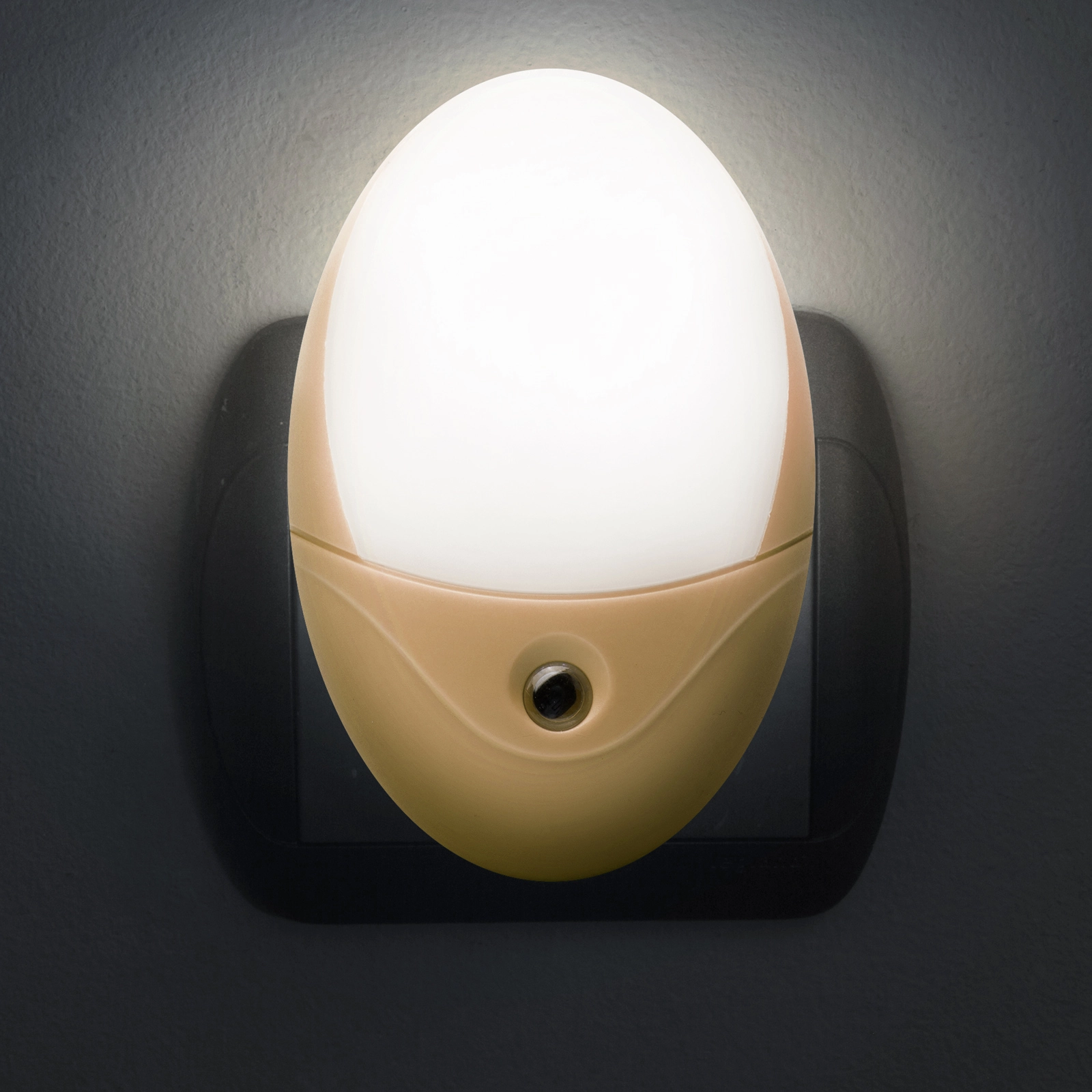 Phenom LED nočné orientačné svetlo so svetelným senzorom, žlté